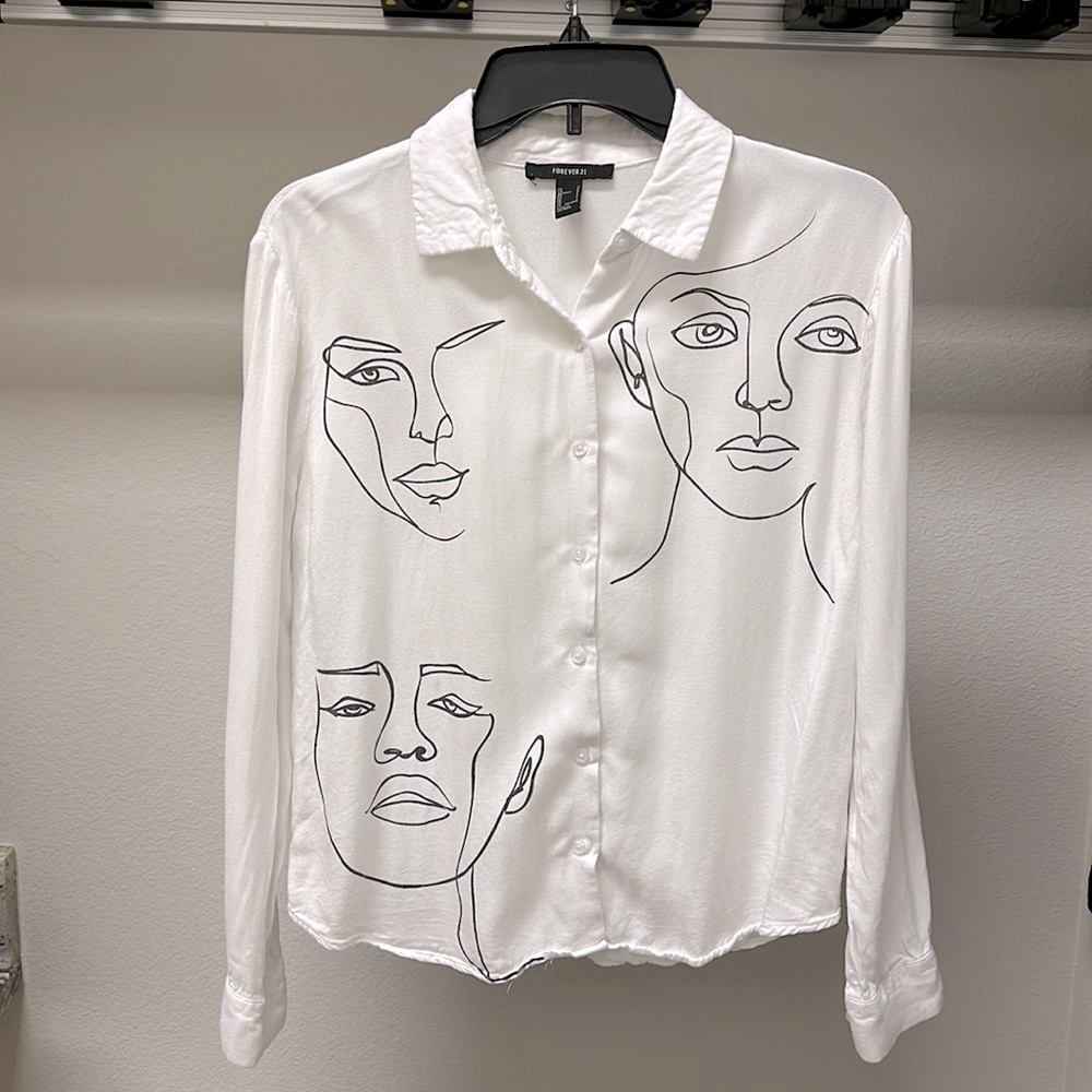 Forever 21 Button down, Long sleeves Shirt, 100% Rayon. White, contemporary.
